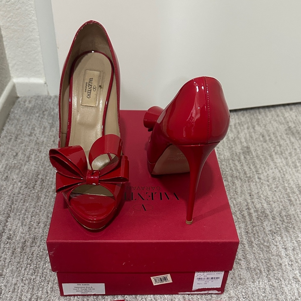 Valentino Glossy Red Heels with Bow